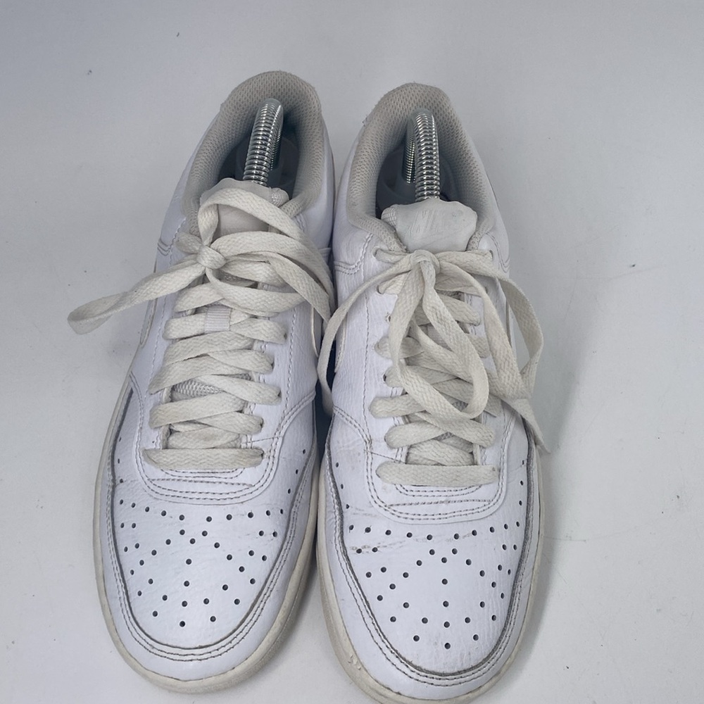 Nike Court Vision Low Triple White CD5434-100 Women's Size 7.5 - Picture 3 of 9